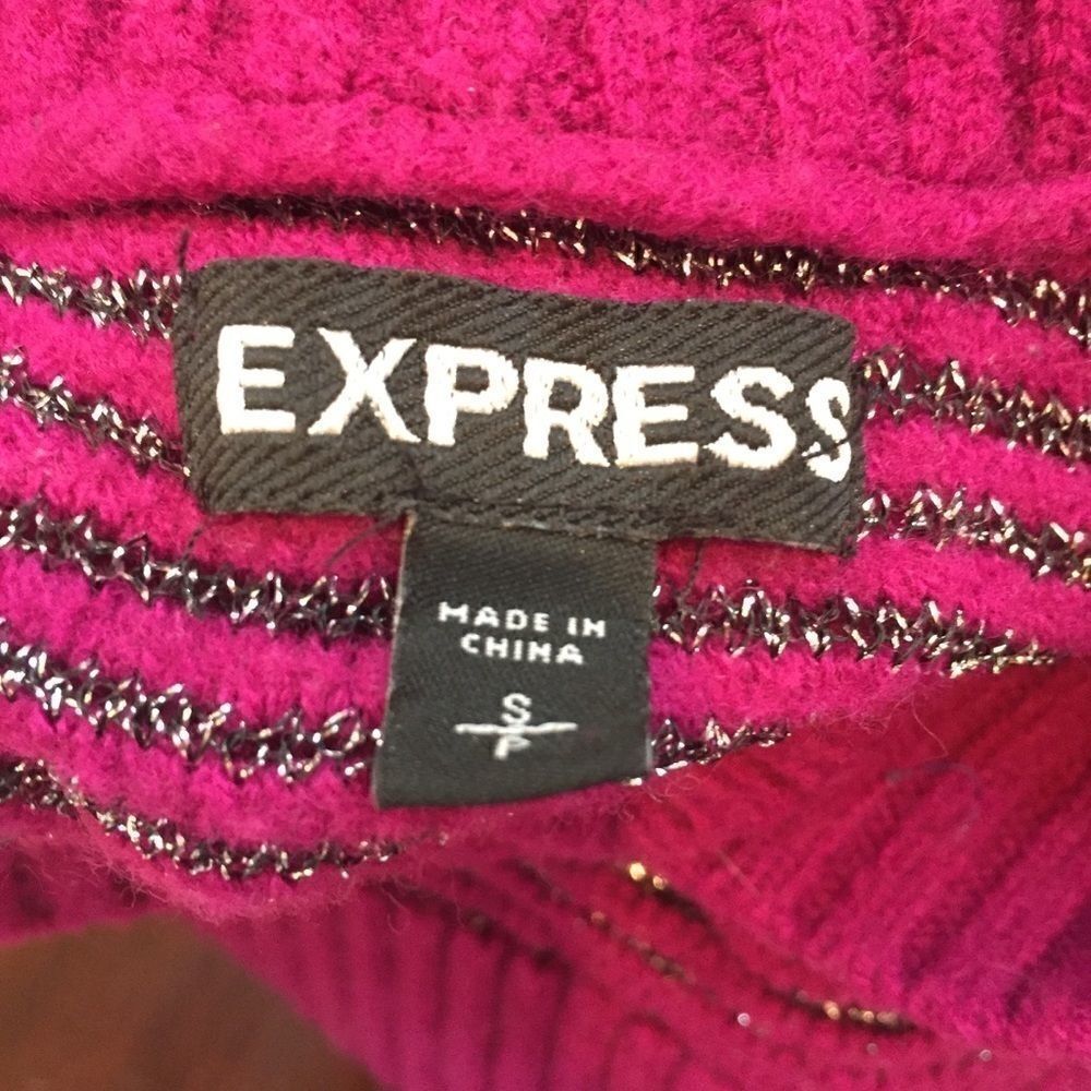 Express Top  - Picture 4 of 5